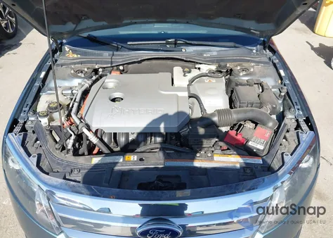 2011 Ford Fusion Hybrid из США, поврежденный, VIN 3FADP0L38BR108894